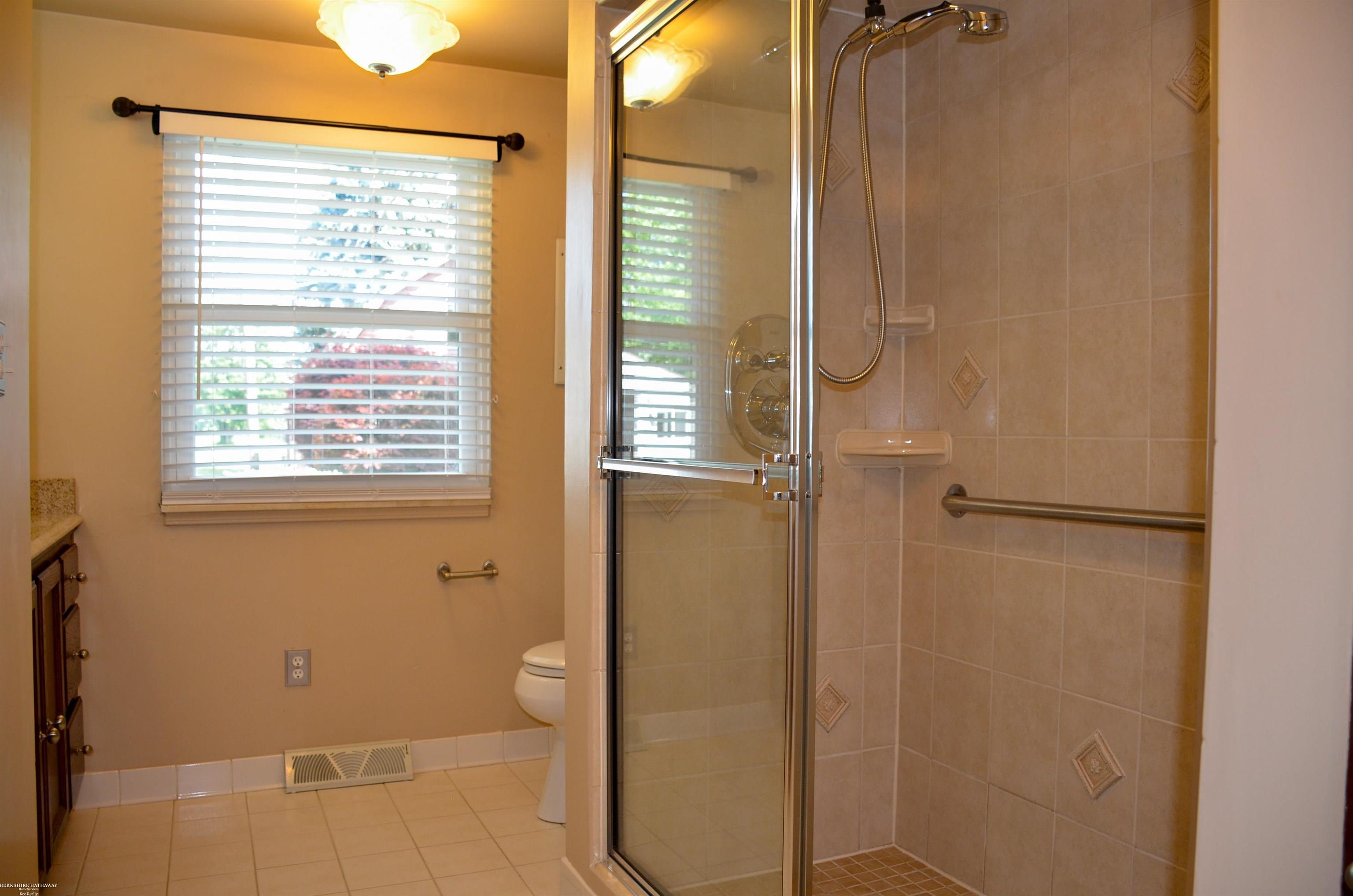 50400 Fairchild Road New Baltimore, MI 48051 - Photo 25 of 36