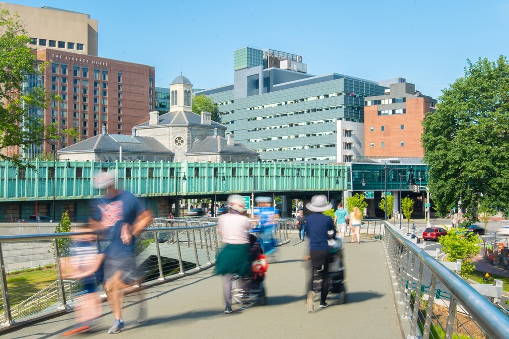 8 Lindall Place, Unit 2 Boston, MA 02114 - Photo 13 of 21