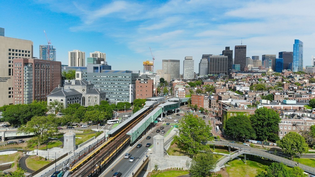 8 Lindall Place, Unit 2 Boston, MA 02114 - Photo 17 of 21 a view of city