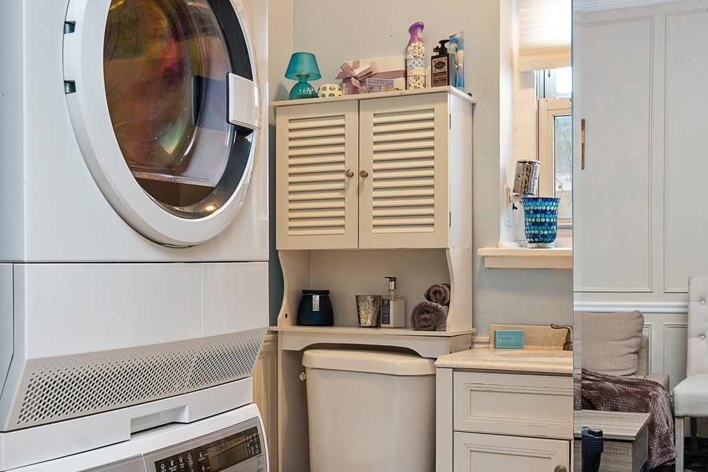 8 Lindall Place, Unit 2 Boston, MA 02114 - Photo 8 of 21 a bathroom with a sink and a mirror