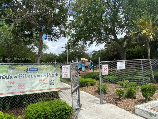 $1,800 | 1855 Northeast 121st Street, Unit 36, North Miami, FL 33181