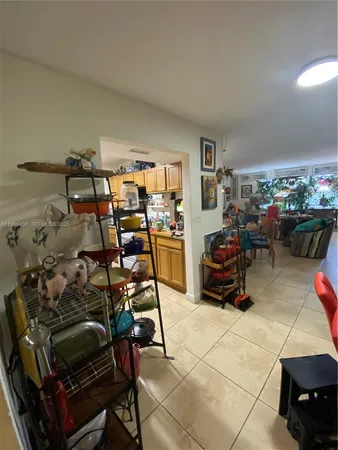 $1,800 | 1855 Northeast 121st Street, Unit 36, North Miami, FL 33181