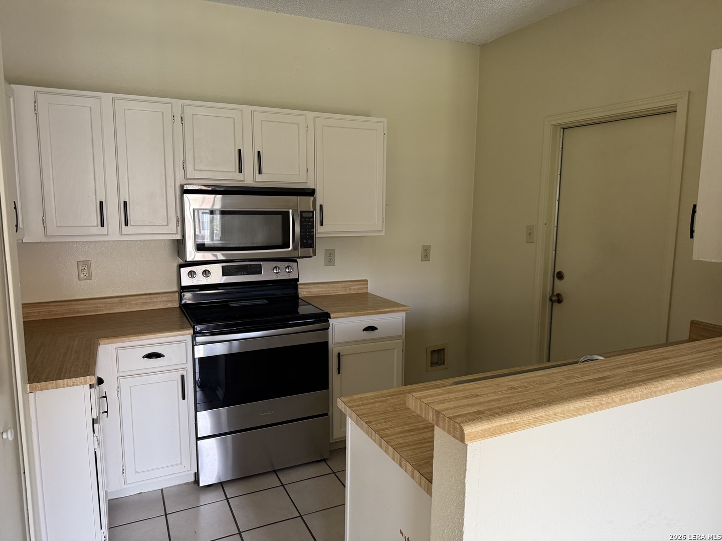 3400 Ridge Smoke San Antonio, TX 78247 - Photo 6 of 15