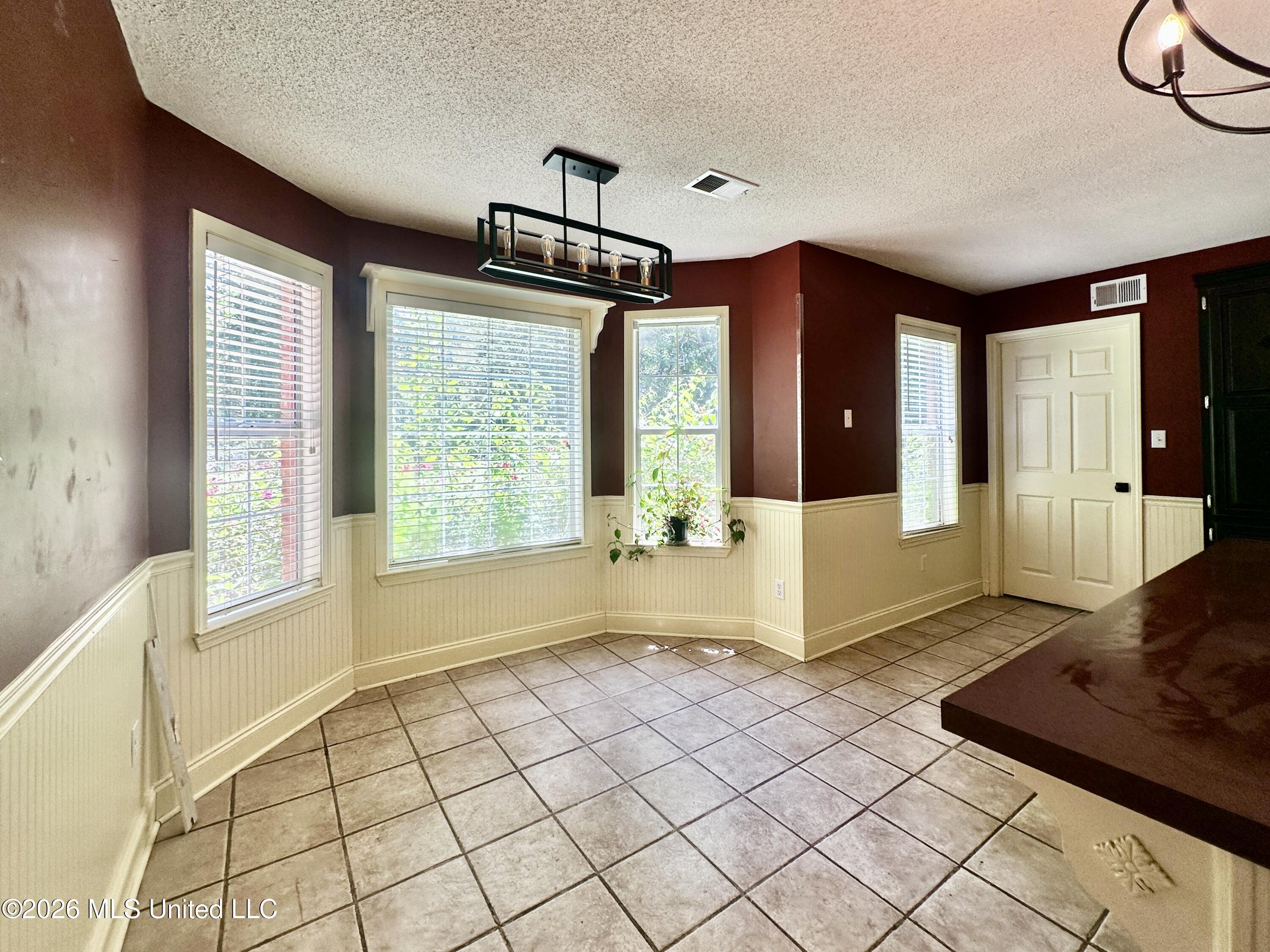 8863 Sheltowee Trail Hernando, MS 38632 - Photo 7 of 22 Breakfast Area