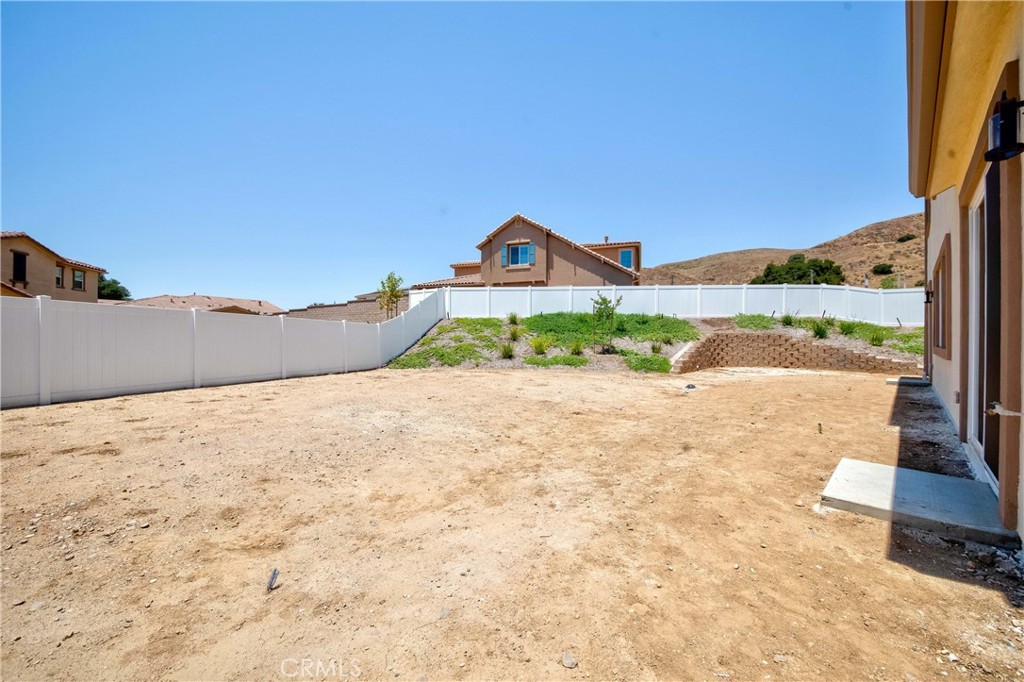 6521 Canyon Oaks Drive Simi Valley, CA 93063 - Photo 33 of 39 a view of an ocean beach