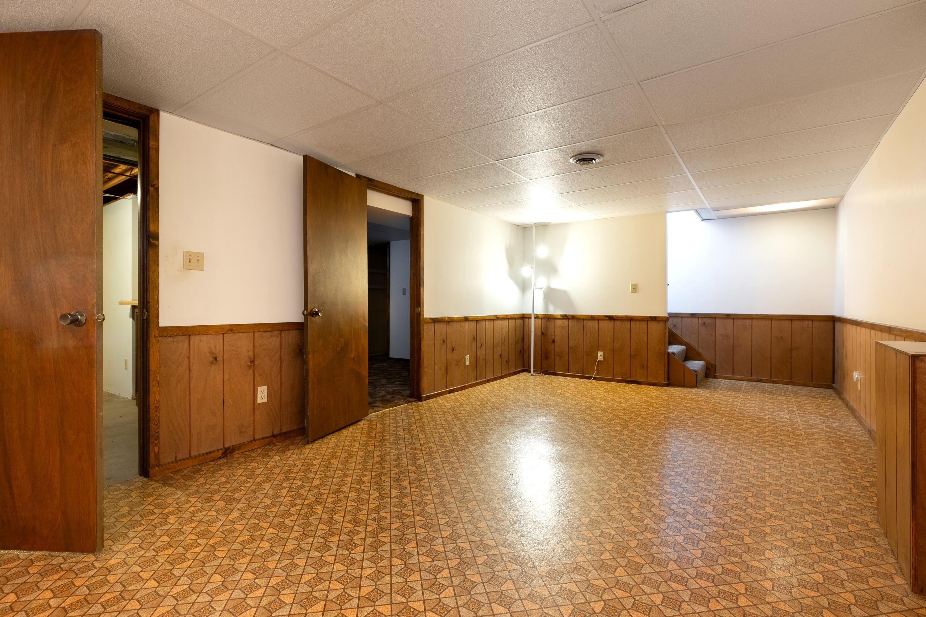 3064 South Marion Road La Crosse, WI 54601 - Photo 19 of 26 3064-18