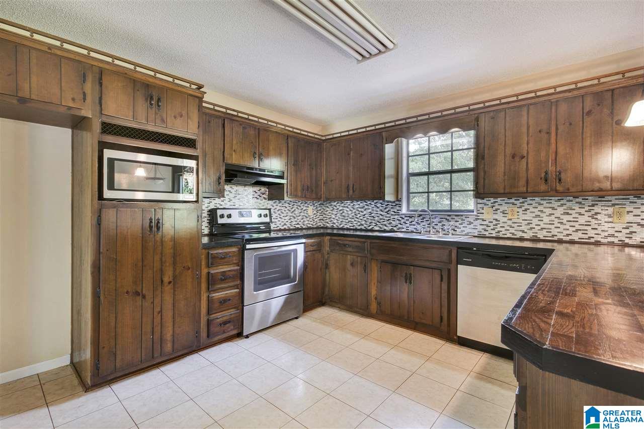 290 Village Springs Road Springville, AL 35146 - Photo 7 of 20