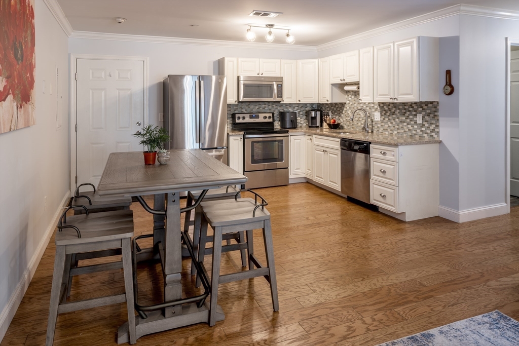 24 Shayne Road, Unit 110 Franklin, MA 02038 - Photo 4 of 11