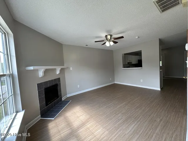 $1,100 | 1059 West Pueblo Drive, Jacksonville, NC 28546