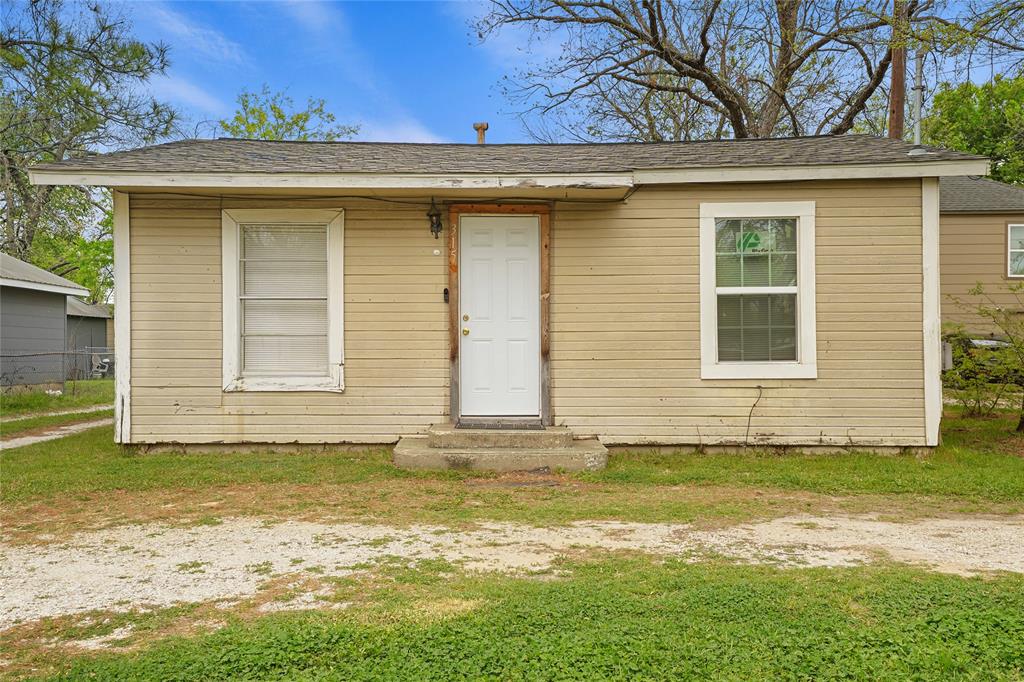 315 Ritchey Street Gainesville, TX 76240 - Photo 2 of 8