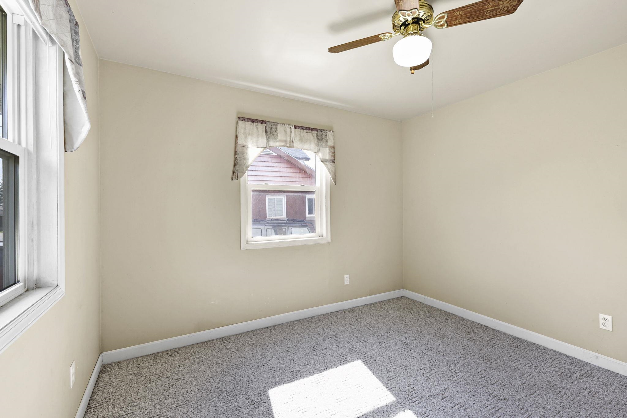 117 West Street Dane, WI 53529 - Photo 21 of 37