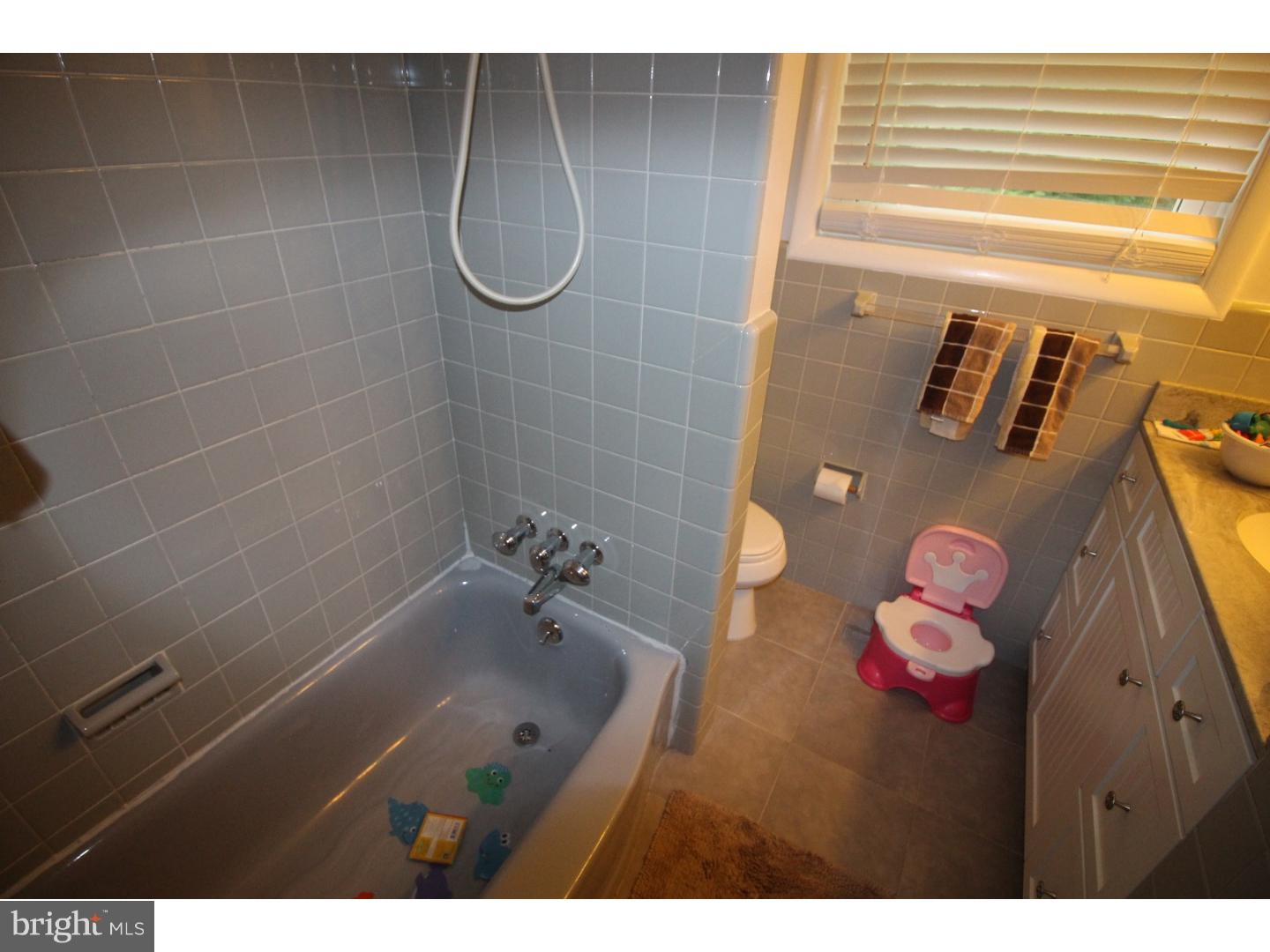 2037 Springhouse Road Broomall, PA 19008 - Photo 20 of 24