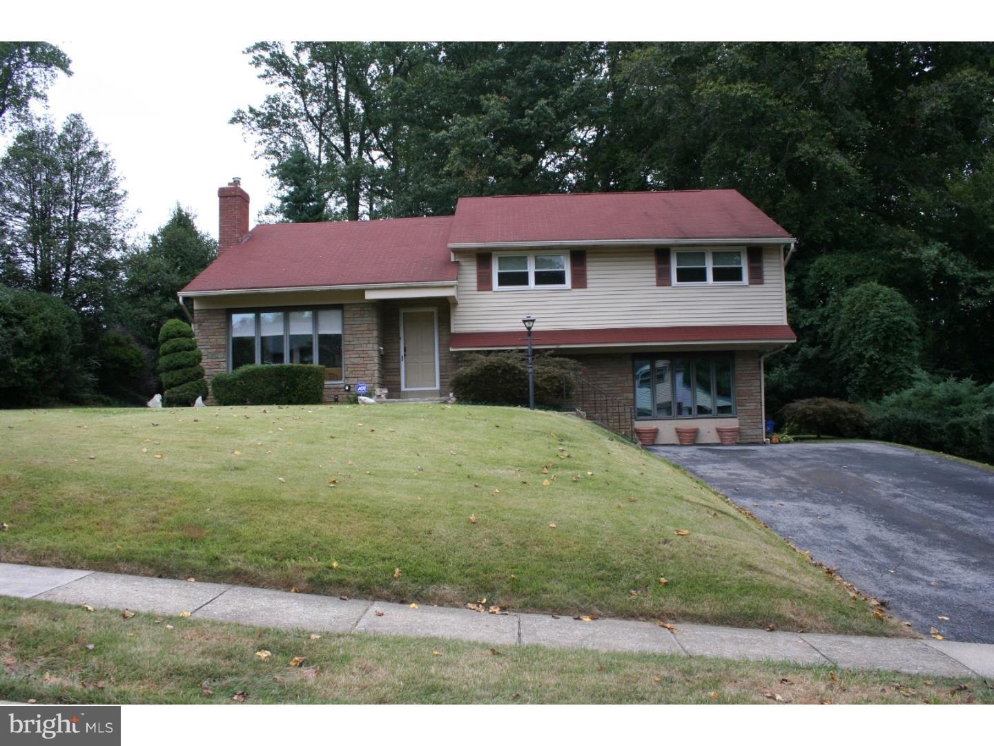 2037 Springhouse Road Broomall, PA 19008 - Photo 2 of 24