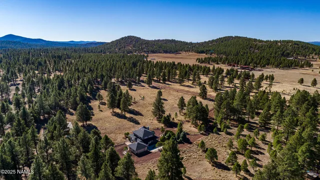 $1,300,000 | 4540 Forrest Ranches Loop Parks, Parks, AZ 86018