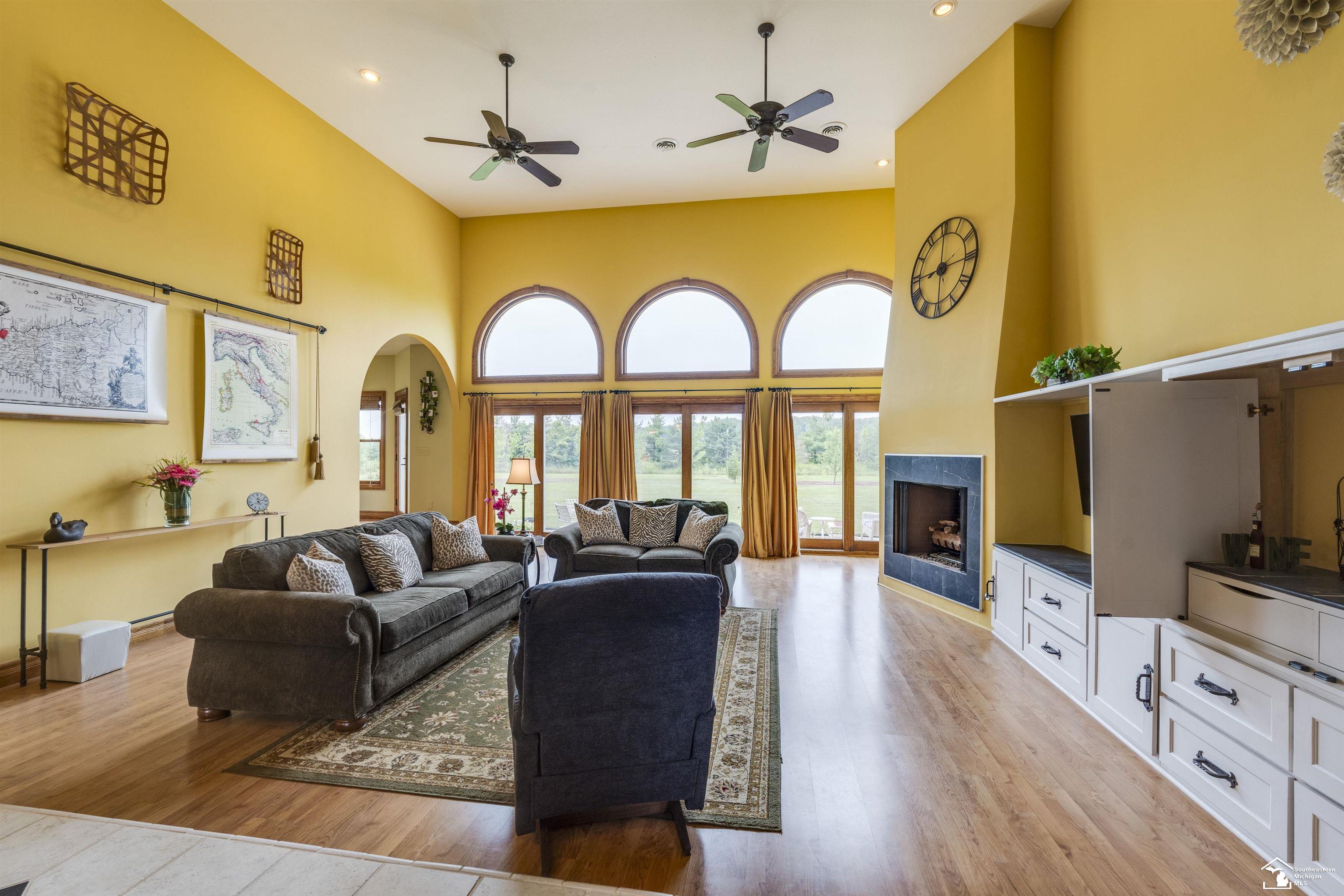 338 West Morocco Road Temperance, MI 48182 - Photo 3 of 44