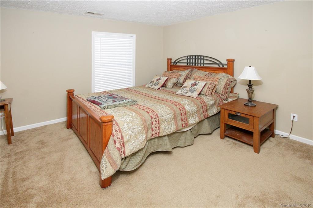 1521 High Ridge Lane Stanley, NC 28164 - Photo 12 of 24 Gallery Image 12