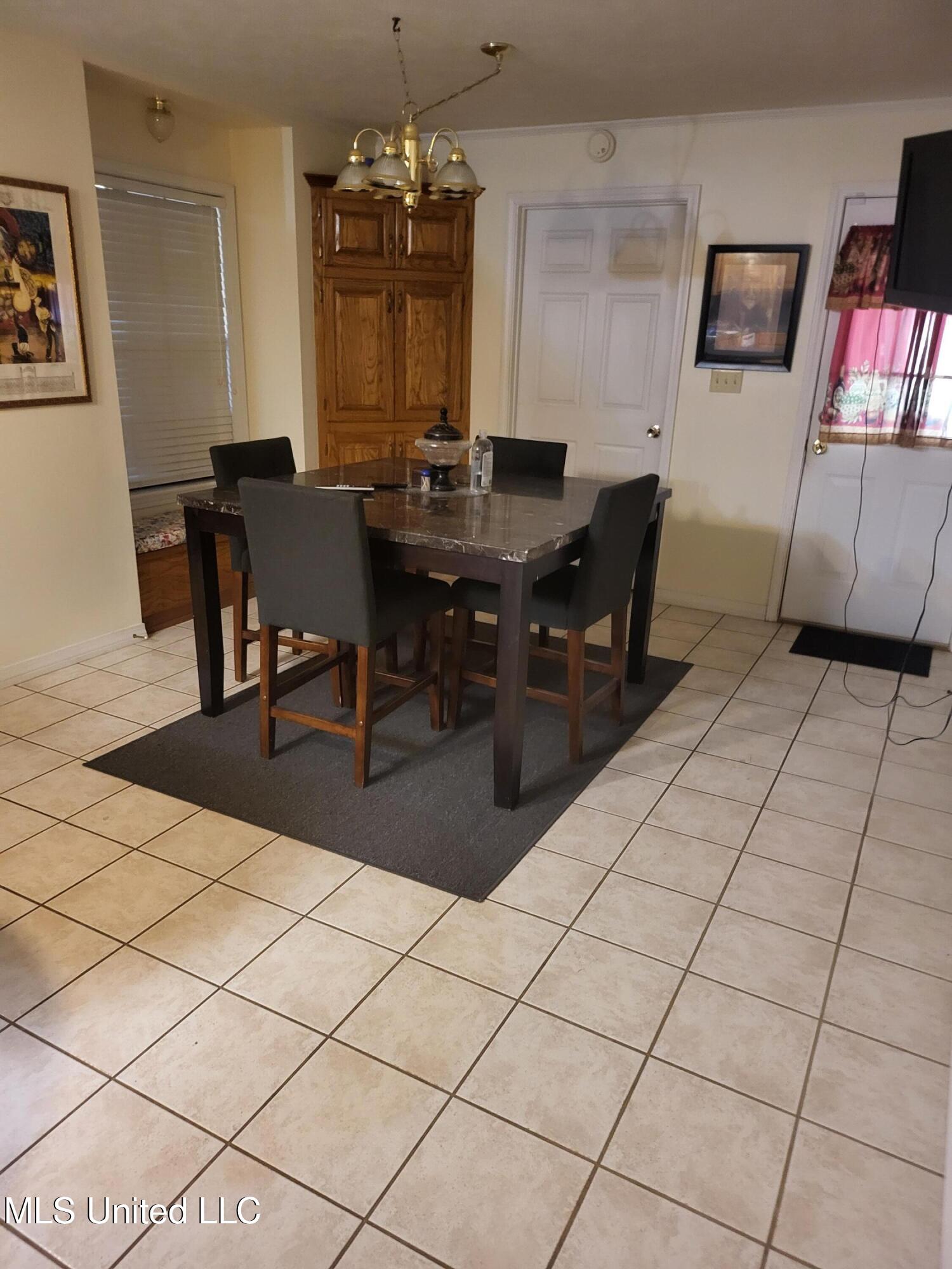 475 West Bay Street Magnolia, MS 39652 - Photo 6 of 15 20230902_093738