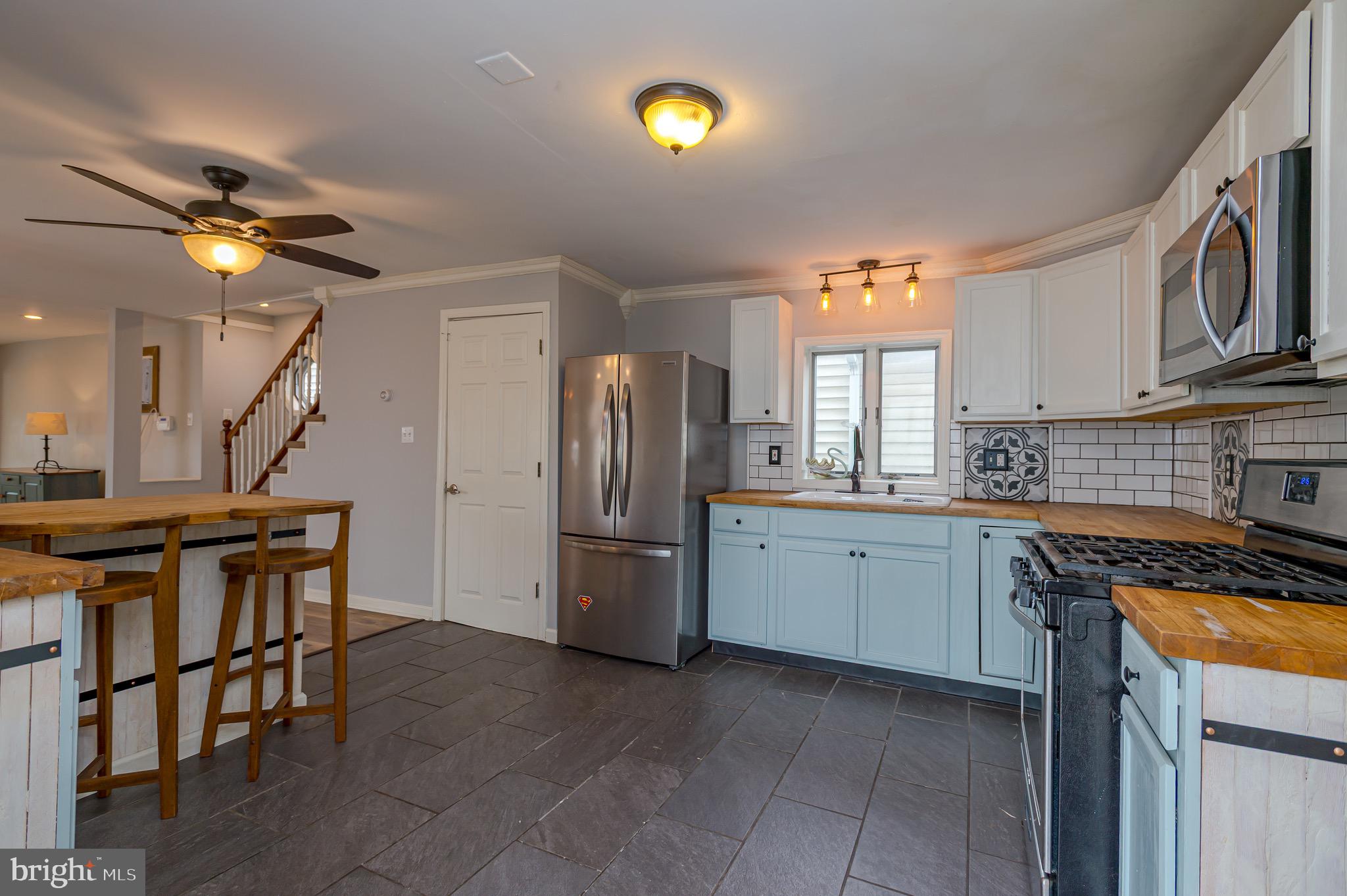 265 Lafayette Avenue Hamilton, NJ 08610 - Photo 11 of 21 Kitchen