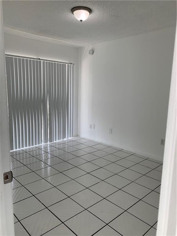 4131 Stirling Road, Unit 304 Davie, FL 33314 - Photo 3 of 5 Photo 3