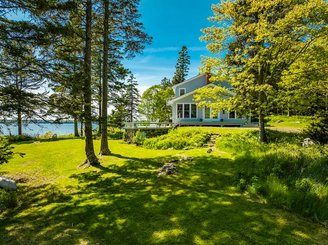 $1,775,000 | 250 Davis Point Road, Cushing, ME 04563