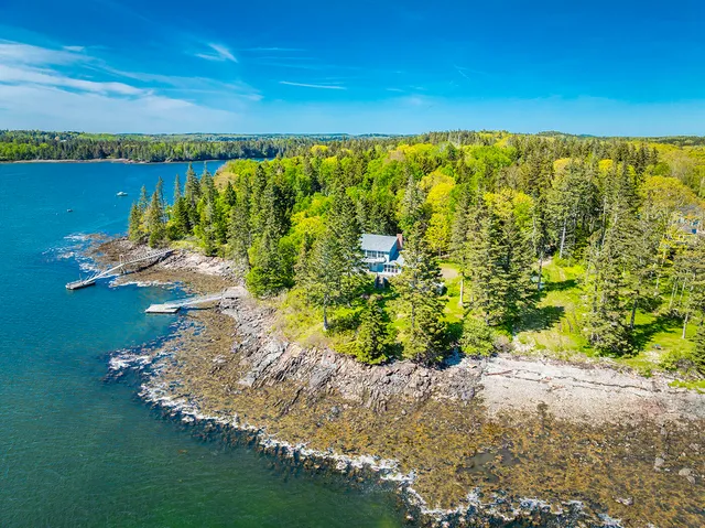 $1,775,000 | 250 Davis Point Road, Cushing, ME 04563