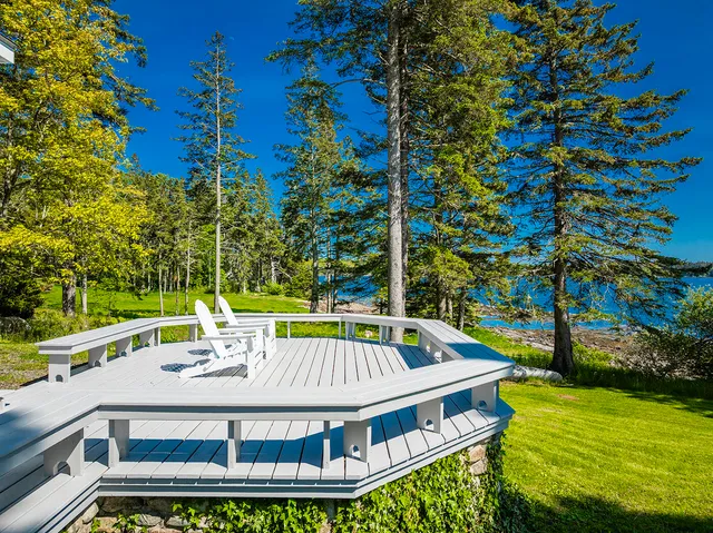 $1,775,000 | 250 Davis Point Road, Cushing, ME 04563