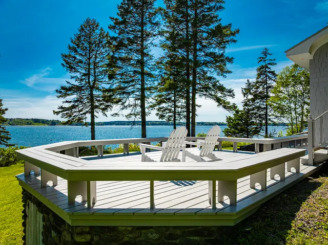 $1,775,000 | 250 Davis Point Road, Cushing, ME 04563