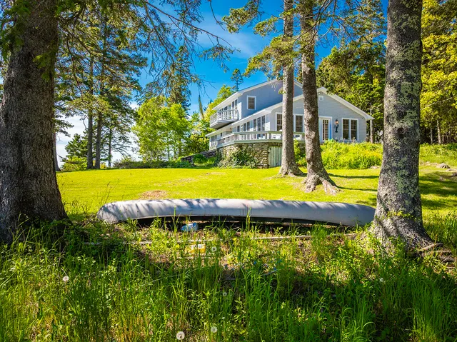 $1,775,000 | 250 Davis Point Road, Cushing, ME 04563