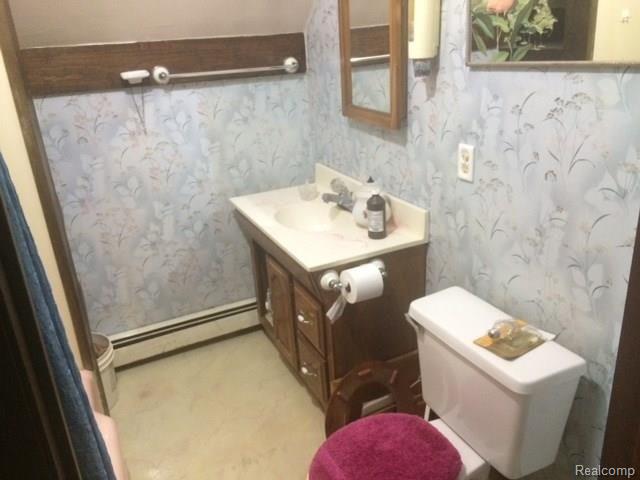 100 North Doran Road Imlay City, MI 48444 - Photo 23 of 46 upper bath.JPG