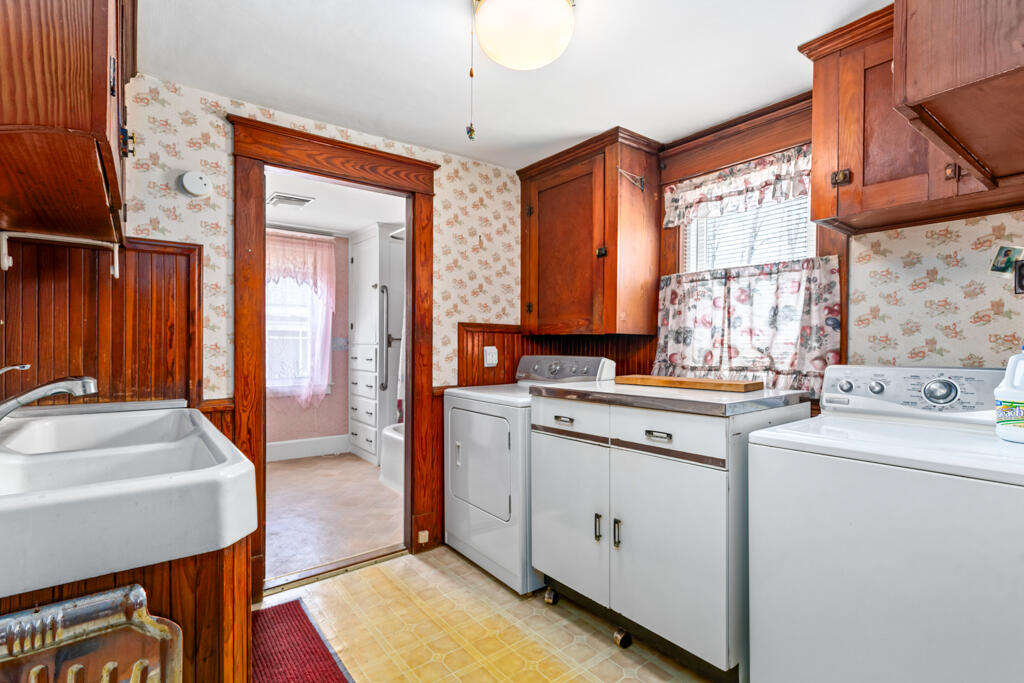 80 Stevens Street Lewiston, ME 04240 - Photo 13 of 58 DSC02289