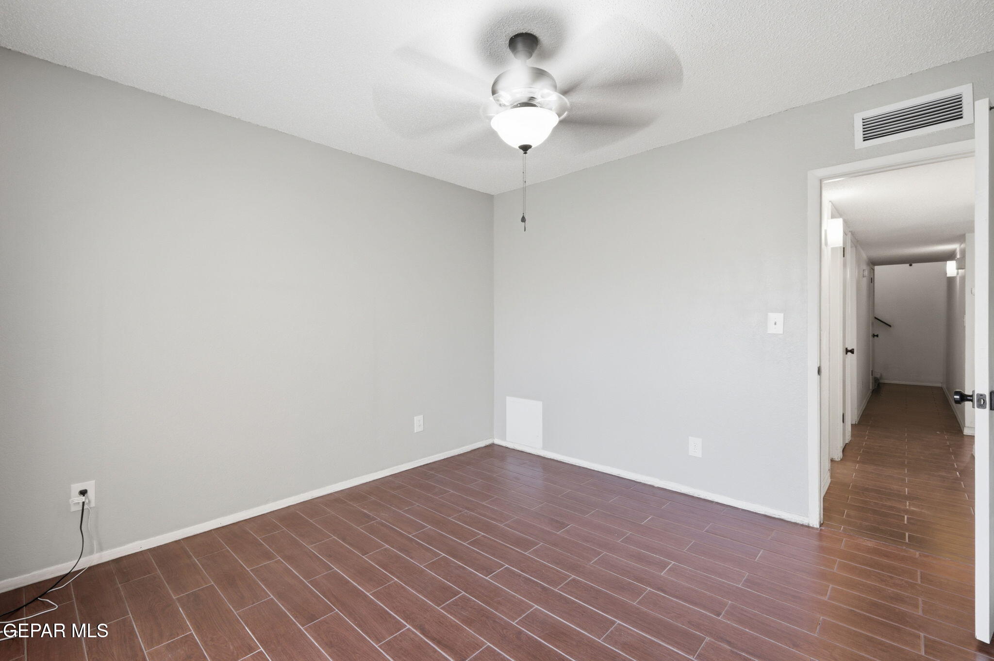932 Destello Road El Paso, TX 79907 - Photo 22 of 43 24-web-or-mls-IMG_9058