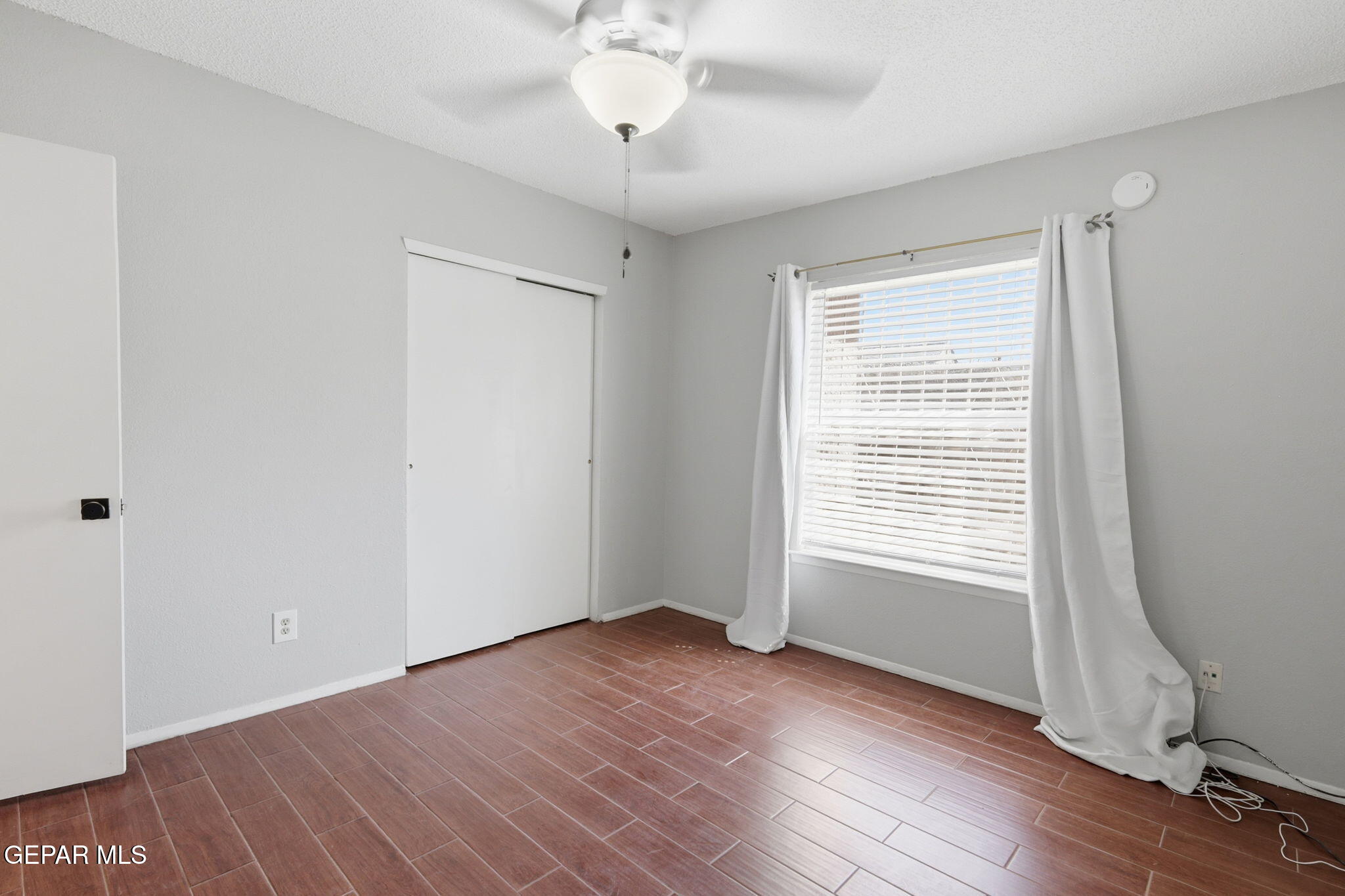 932 Destello Road El Paso, TX 79907 - Photo 23 of 43 23-web-or-mls-IMG_9053