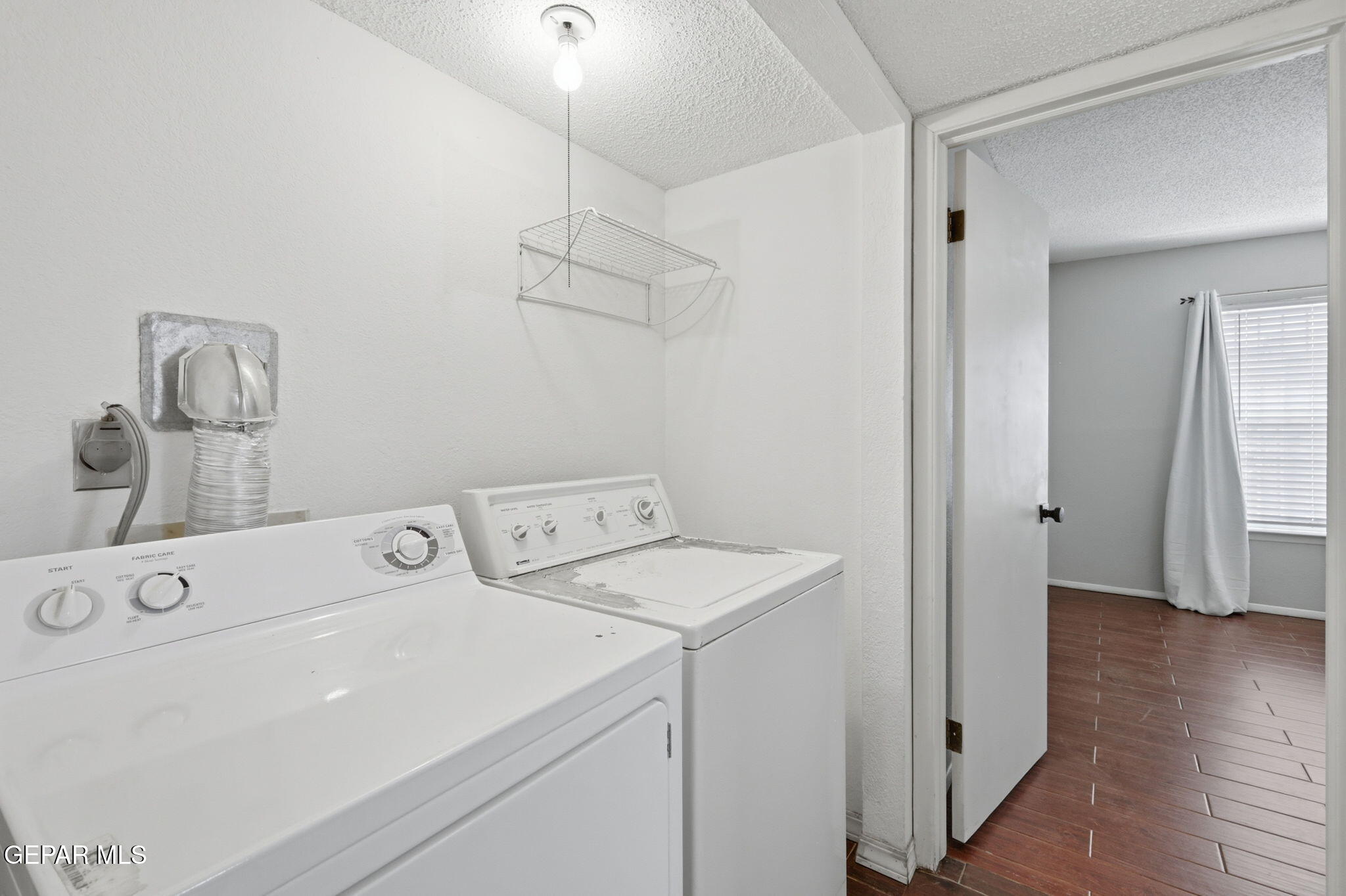 932 Destello Road El Paso, TX 79907 - Photo 27 of 43 20-web-or-mls-IMG_9038