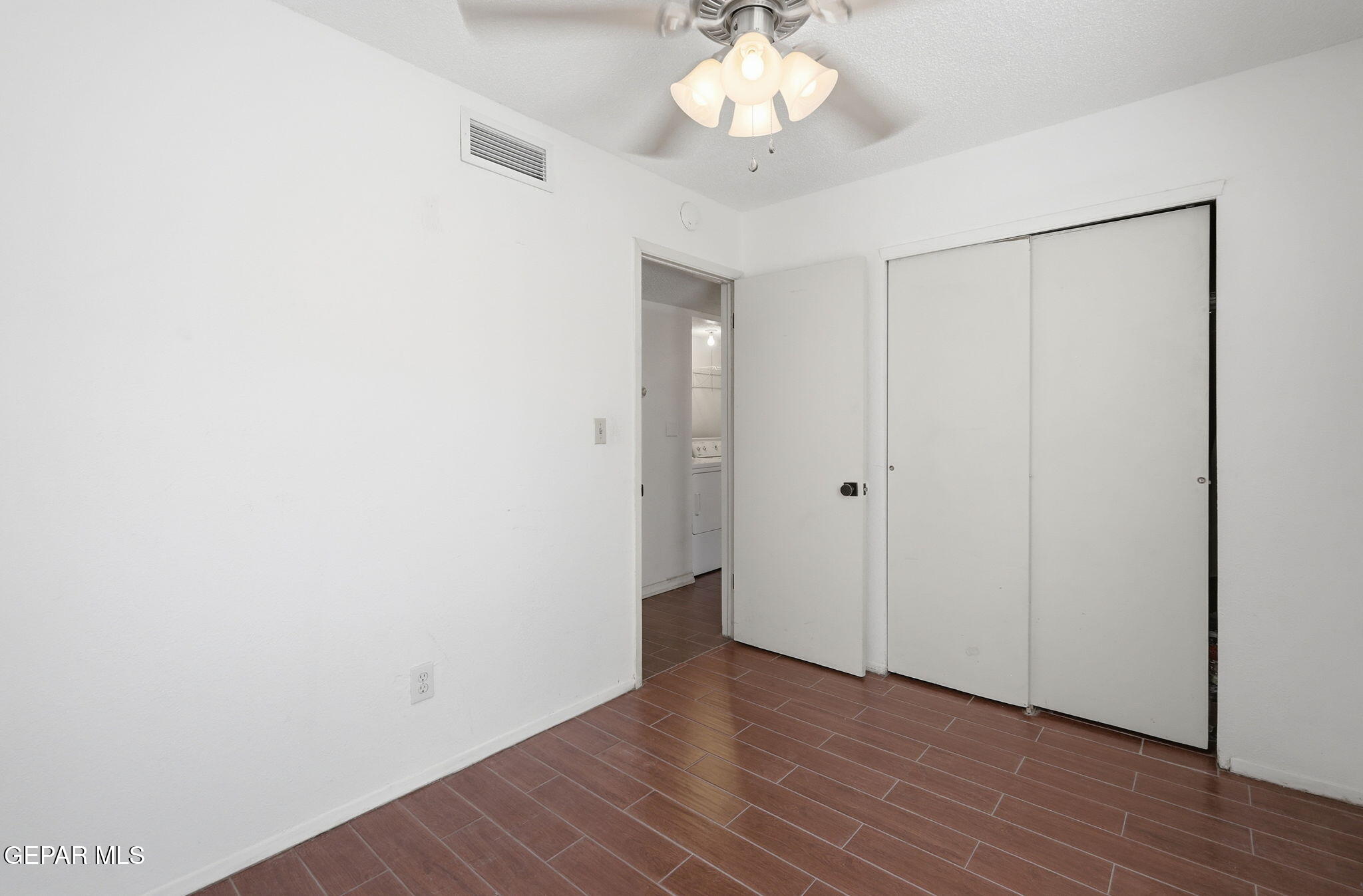 932 Destello Road El Paso, TX 79907 - Photo 30 of 43 27-web-or-mls-IMG_9088