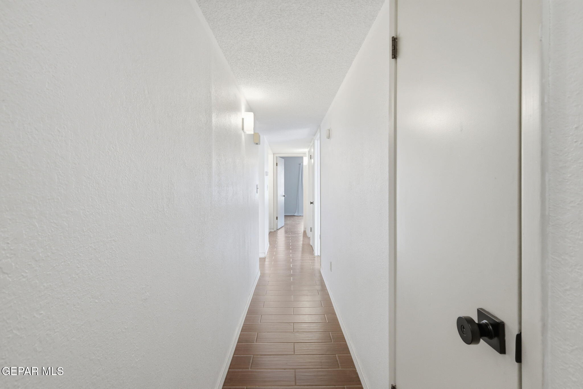 932 Destello Road El Paso, TX 79907 - Photo 32 of 43 29-web-or-mls-IMG_9098