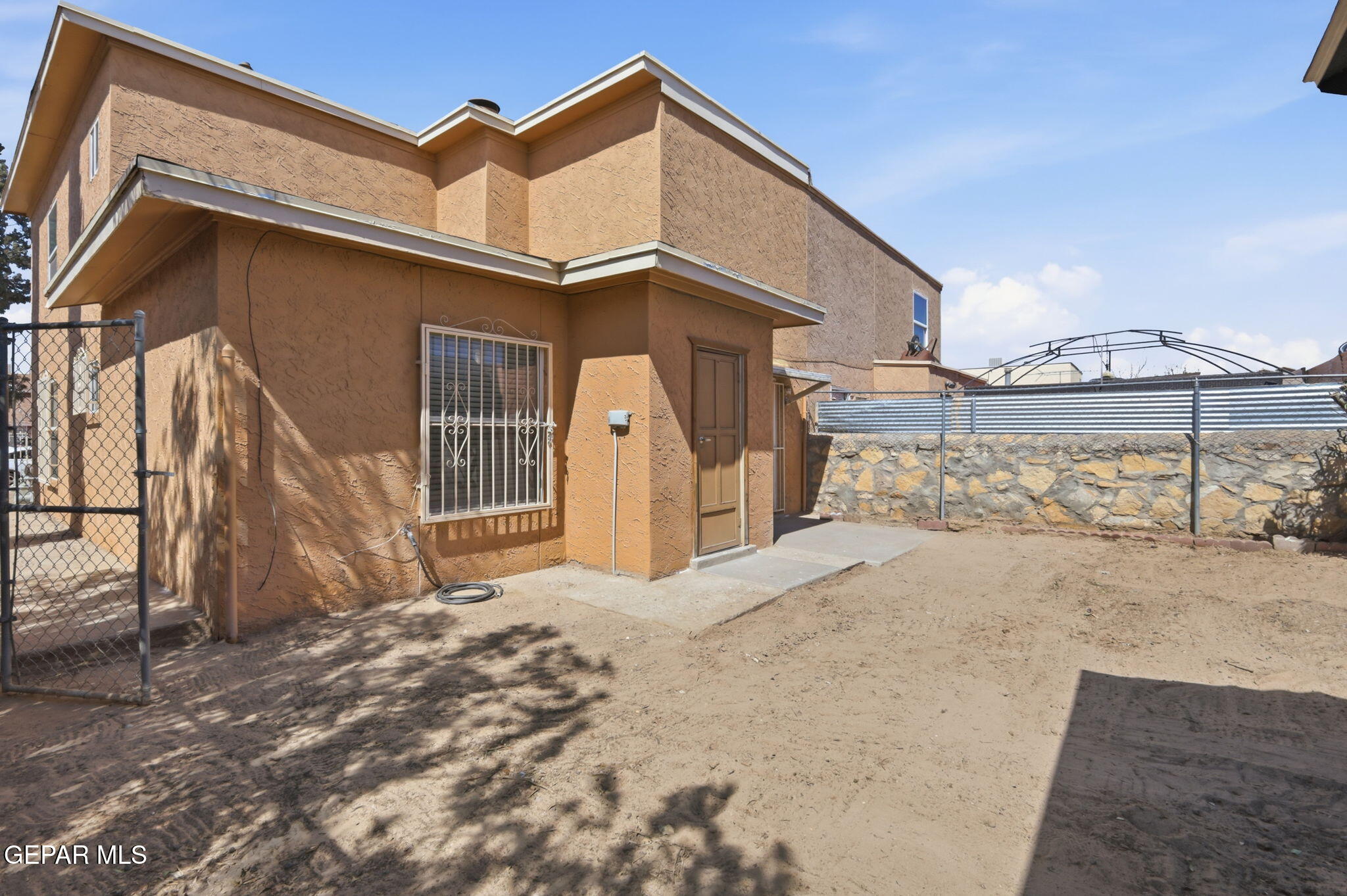 932 Destello Road El Paso, TX 79907 - Photo 38 of 43 42-web-or-mls-IMG_9183