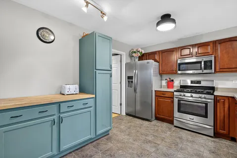 $290,000 | 11010 Cape Cod Lane, Unit 3, Huntley, IL 60142