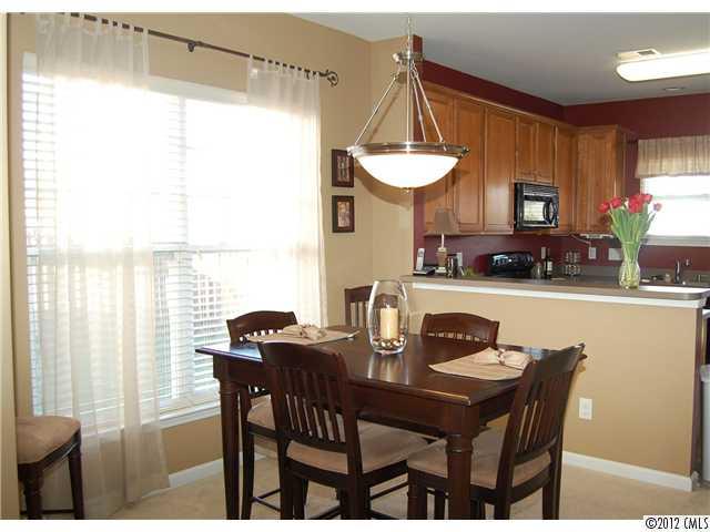537 Marblewood Court Fort Mill, SC 29708 - Photo 5 of 16 Gallery Image 5