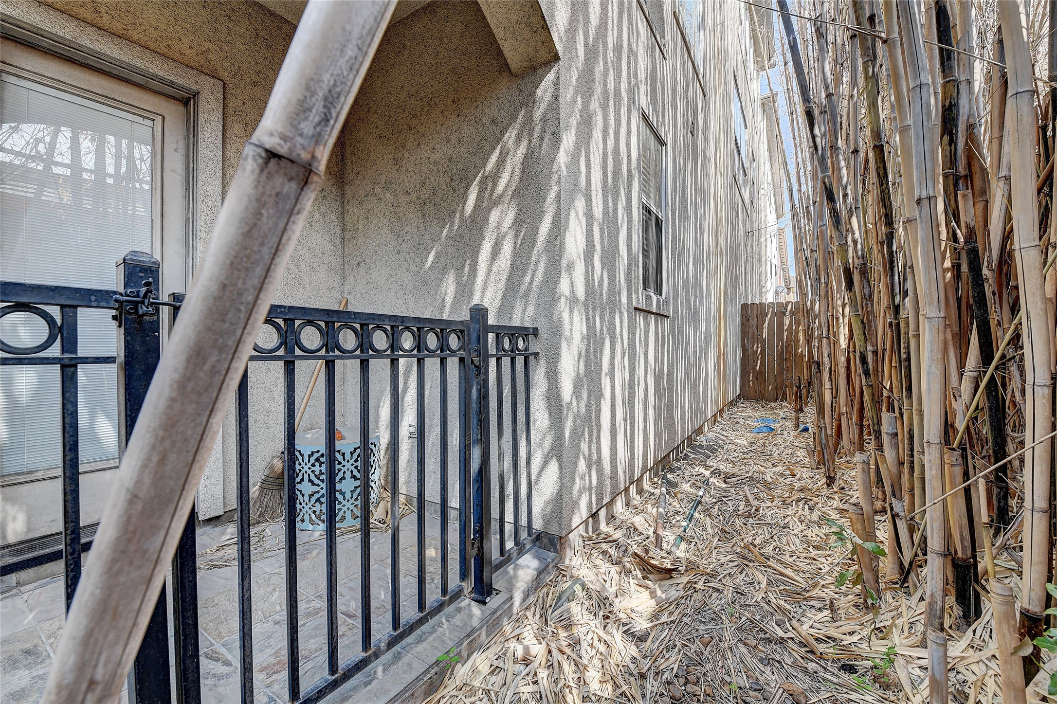 835 Rosine Street Houston, TX 77019 - Photo 6 of 18 a view of a hallway with stairs
