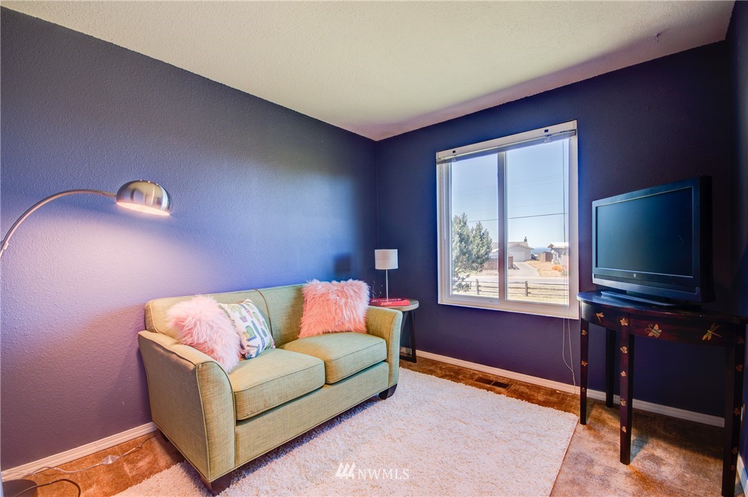 1961 Island View Road Oak Harbor, WA 98277 - Photo 22 of 25 Gallery Image 22