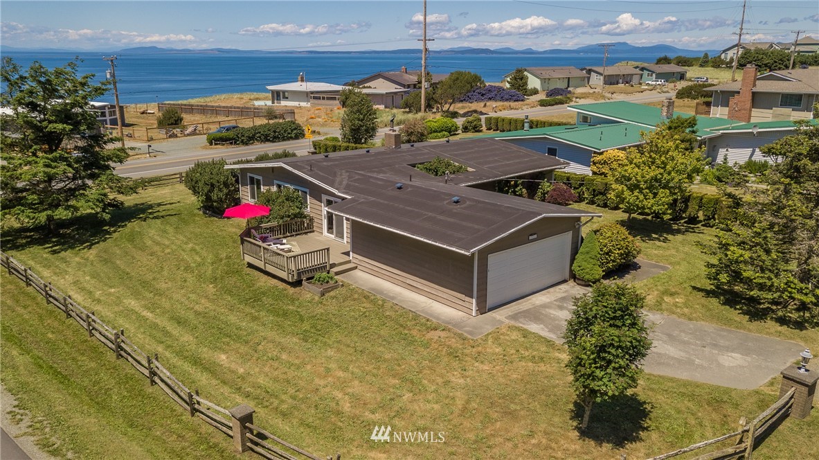 1961 Island View Road Oak Harbor, WA 98277 - Photo 24 of 25 Gallery Image 24
