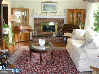 413 Wyndon Road Ambler, PA 19002 - Photo 2 of 10 Gallery Image 2