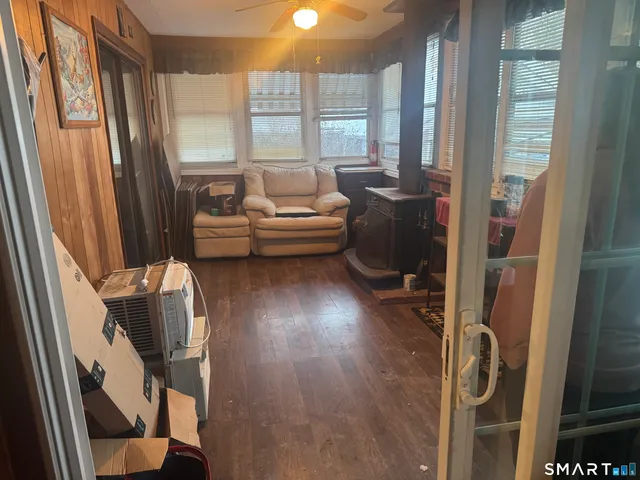 $275,000 | 122 Bayberry Drive, Bristol, CT 06010