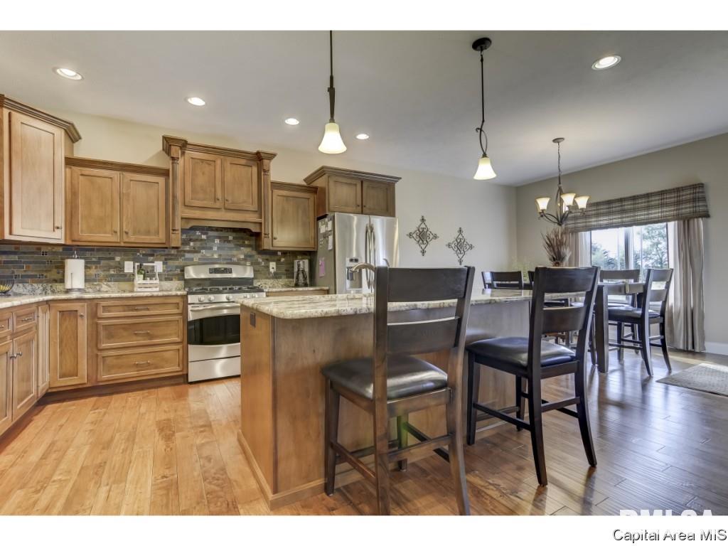 5604 Legacy Lane Springfield, IL 62711 - Photo 12 of 36 Gallery Image 12