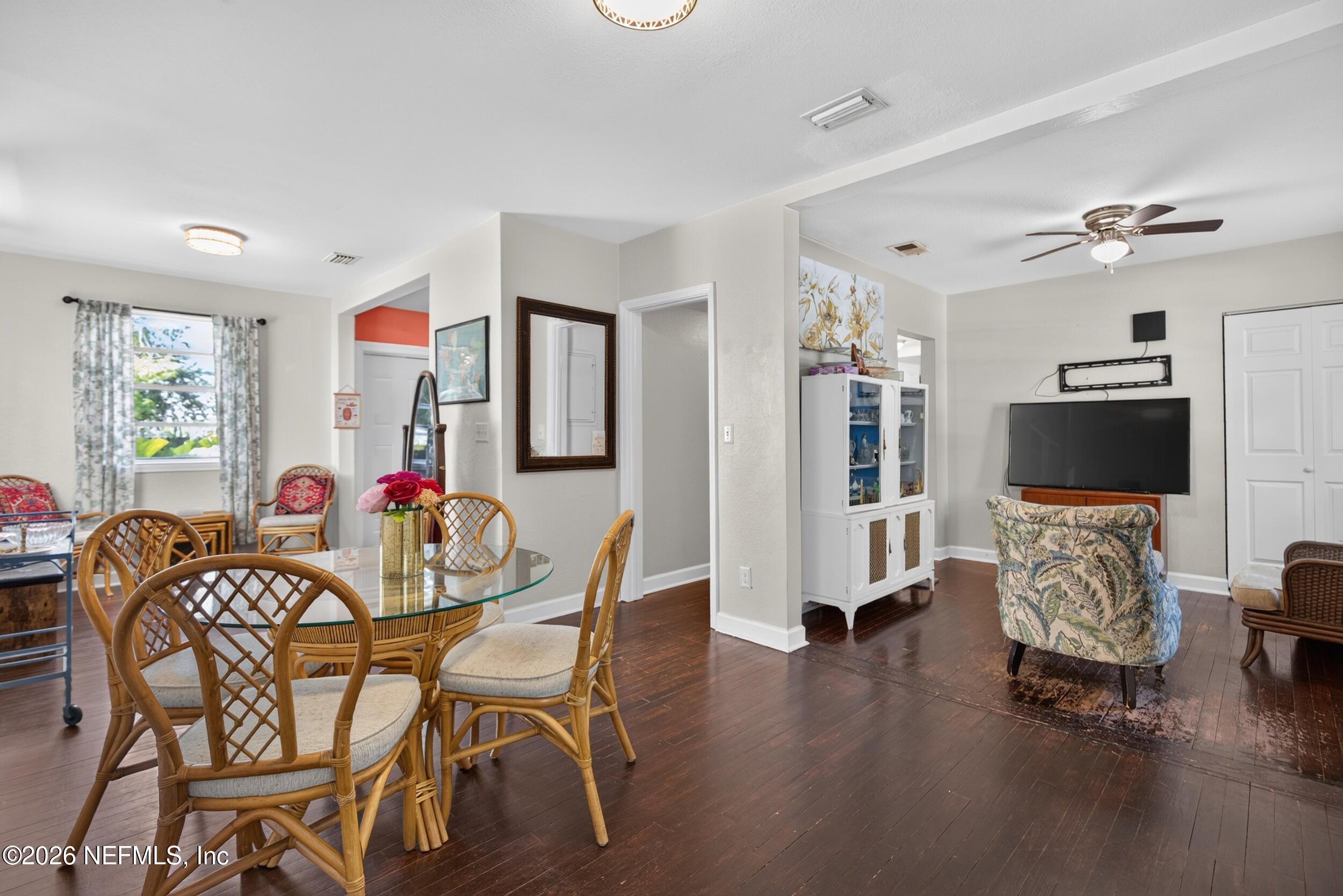 3308 Sheridan Road Jacksonville, FL 32207 - Photo 14 of 50 7_dining 2
