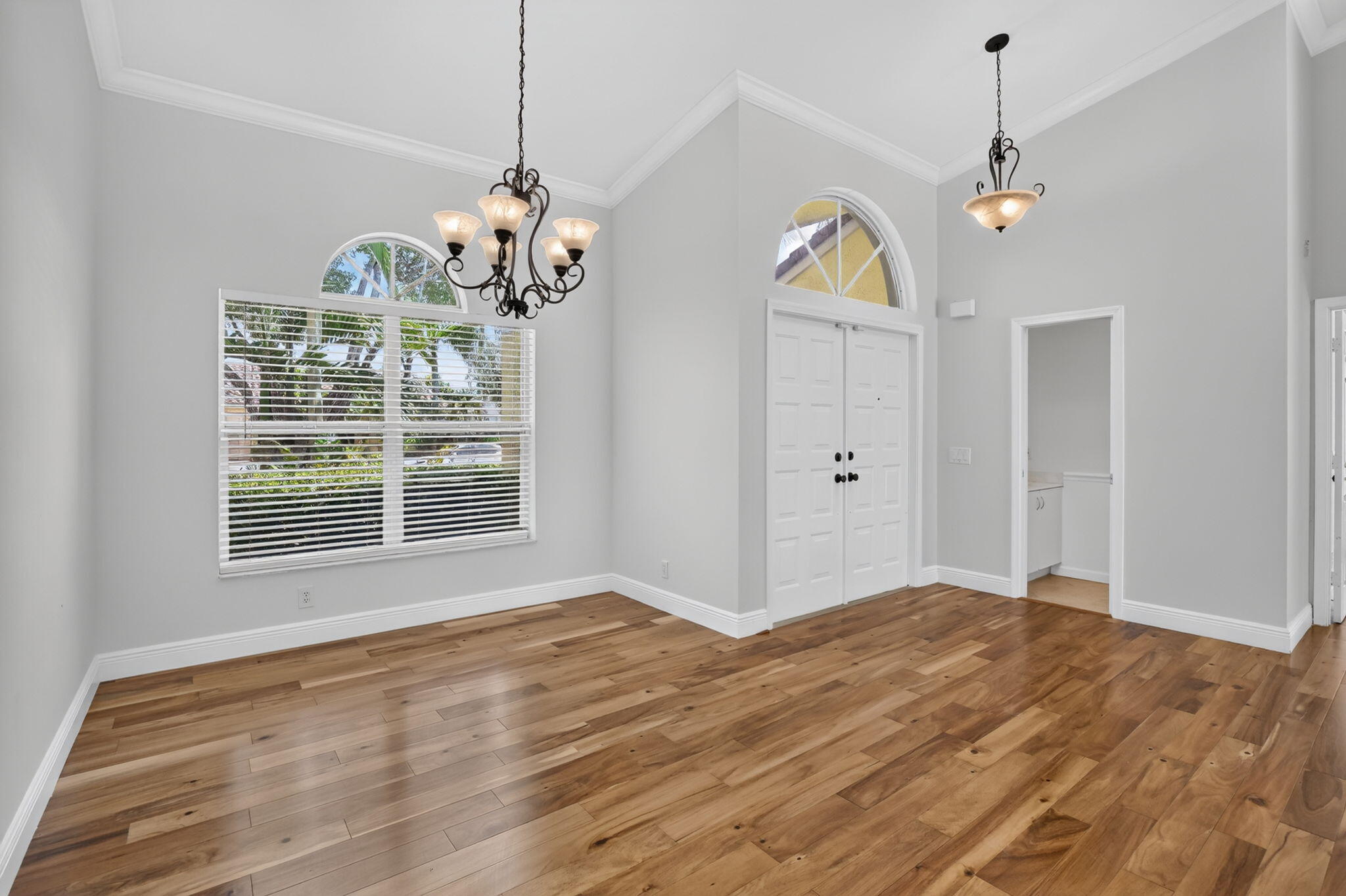 1959 Water Ridge Drive Weston, FL 33326 - Photo 7 of 58 10-web-or-mls-_A7A6541
