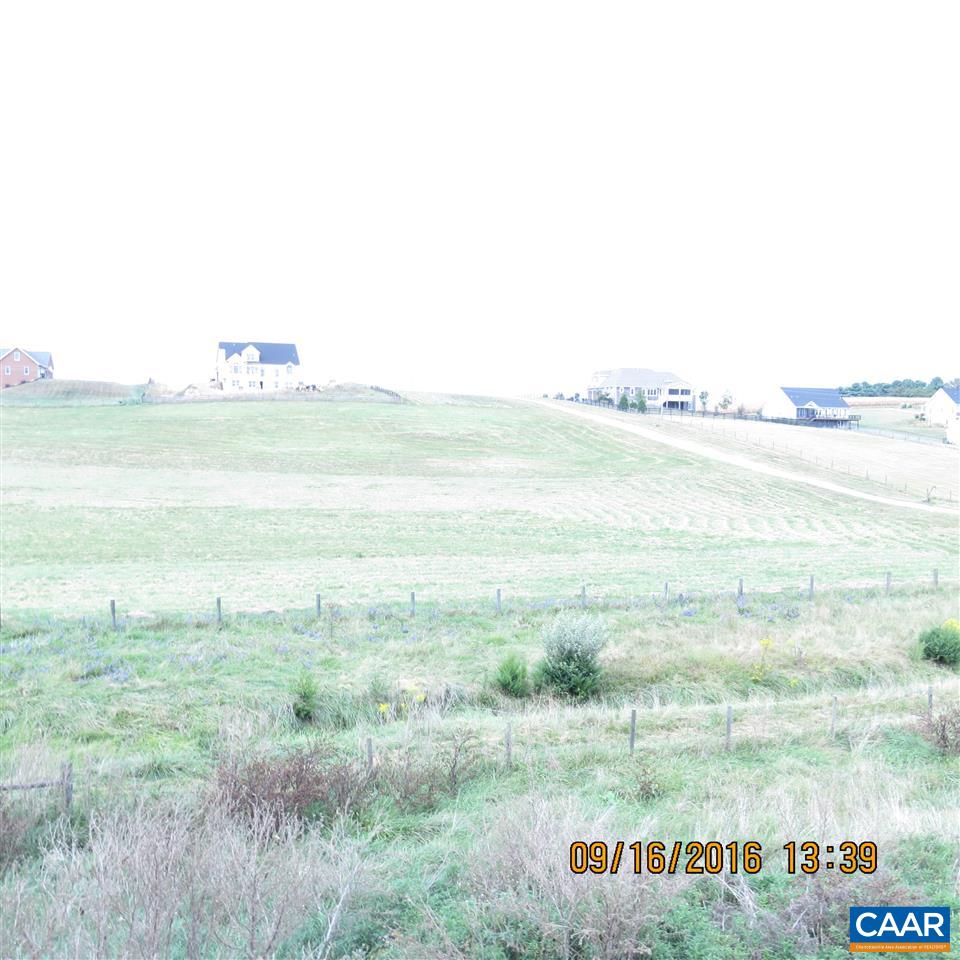 1033 Kiddsville Road Waynesboro, VA 22980 - Photo 9 of 33 a view of an ocean