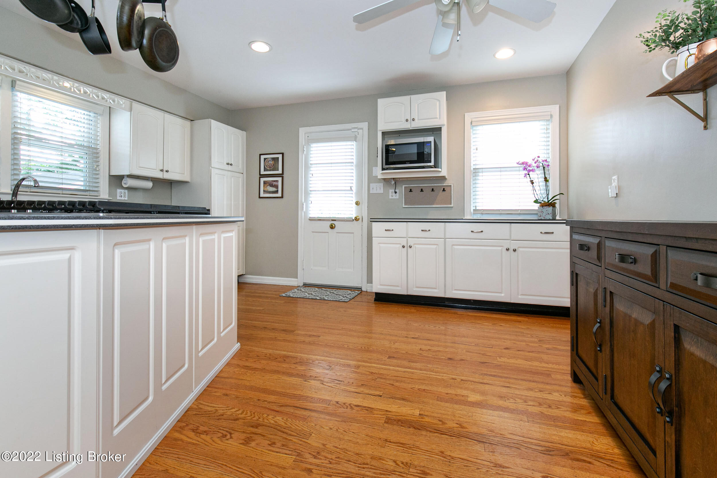 223 Biltmore Road Louisville, KY 40207 - Photo 13 of 46 RBWP4061