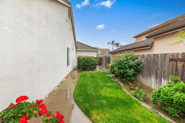 $530,000 | 4609 Sun W Drive, Salida, CA 95368