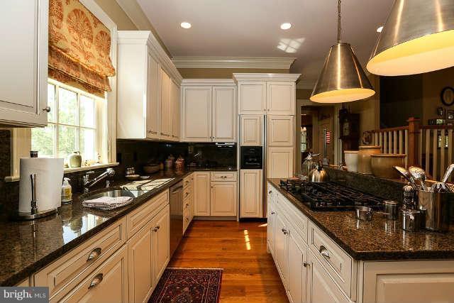 28630 Lois Lane Easton, MD 21601 - Photo 2 of 4 Kitchen